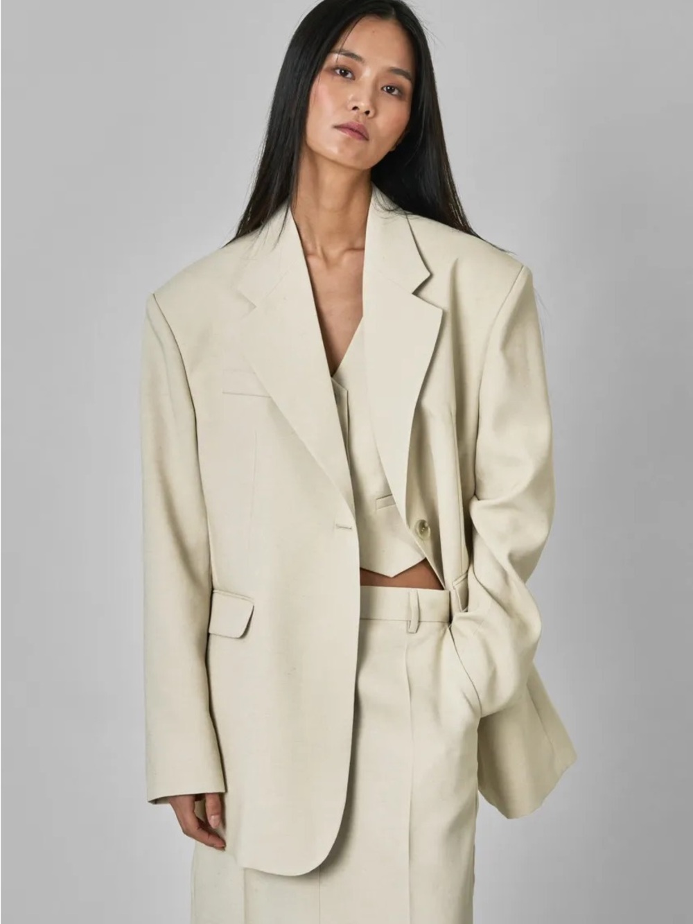 The Frankie Shop Blazer Indio Oversized Jacket in Beige One Size OS